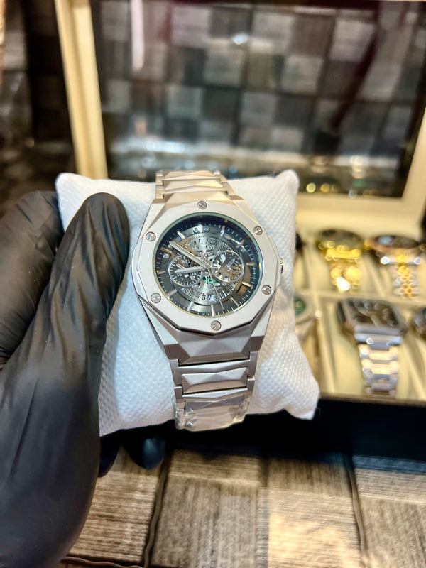 Hublot Diamond Cut – Bold Design, Brilliant Shine